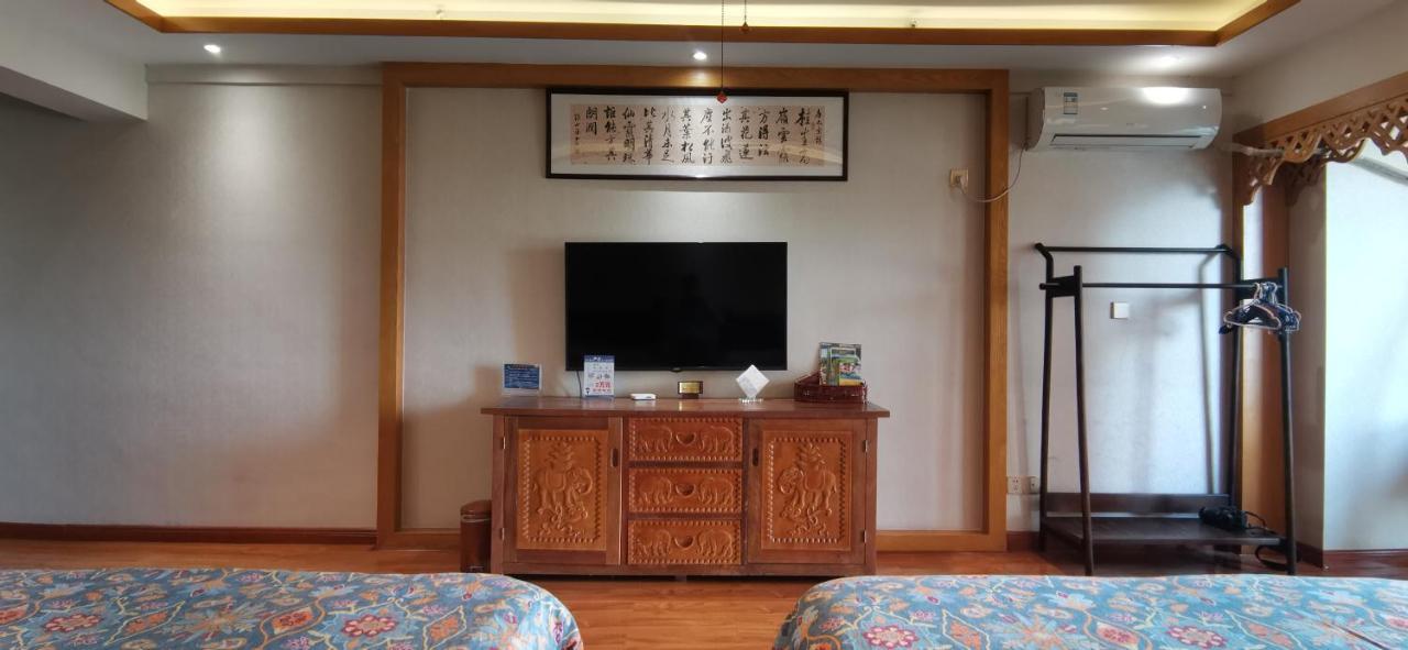 Doudou Meilan Fengqing Inn Jinghong Exteriör bild