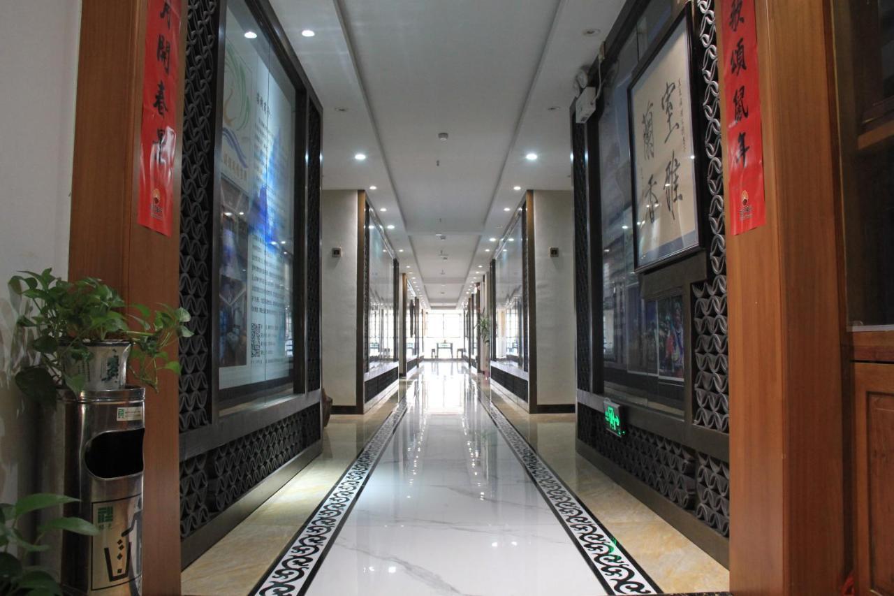 Doudou Meilan Fengqing Inn Jinghong Exteriör bild